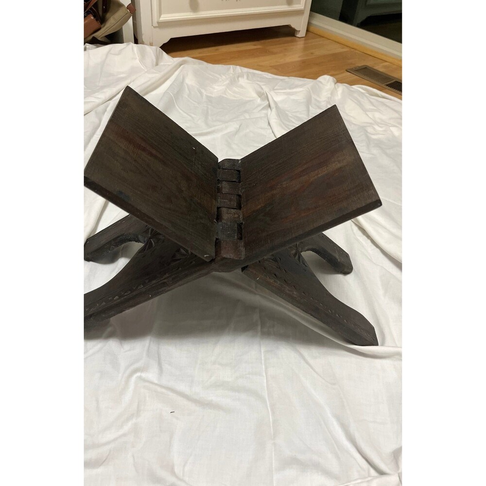 Book holder - Picture 2 of 7
